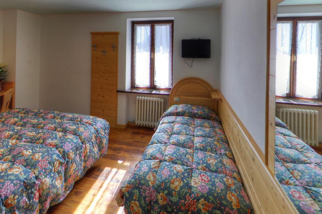 GH Hotel Fratazza San Martino Di Castrozza Camera foto