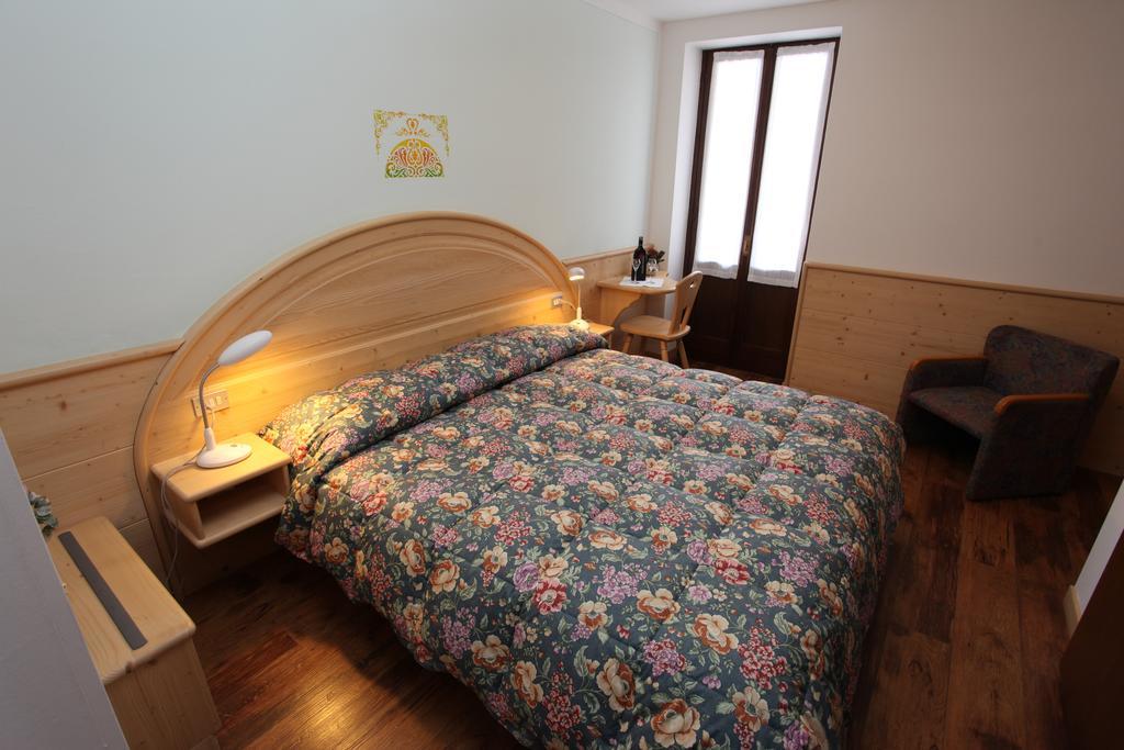 GH Hotel Fratazza San Martino Di Castrozza Camera foto